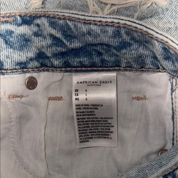 AE Distressed Denim Shorts - Picture 3 of 3